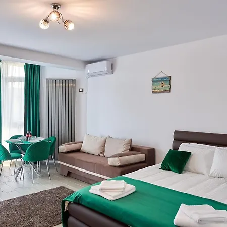 דירה Fun N Pool *