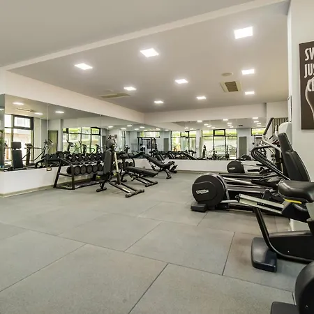 Apartment Fun N Pool *